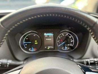 Toyota Yaris 1.5 VVT-h Icon Tech Hatchback 5dr Petrol Hybrid E-CVT Euro 6 (s/
