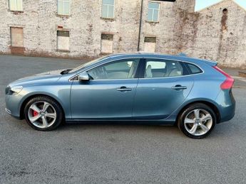 Volvo V40 1.6 T4 SE Lux Nav Hatchback 5dr Petrol Powershift Euro 5 (s/s) (