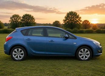 Vauxhall Astra 1.6 16v Design Auto Euro 5 5dr