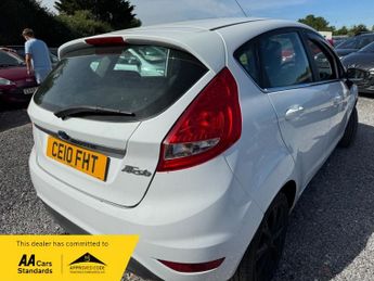 Ford Fiesta 5 door hatchback