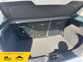 Ford Fiesta 5 door hatchback