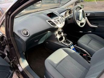Ford Fiesta 1.4 Zetec 5dr