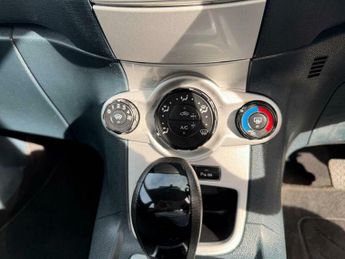 Ford Fiesta 1.4 Zetec 5dr