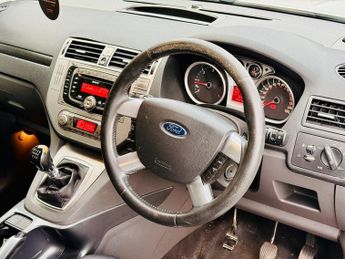 Ford Kuga TITANIUM TDCI
