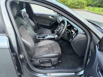 Audi A4 2.0 TFSI Black Edition S Tronic quattro Euro 5 (s/s) 4dr