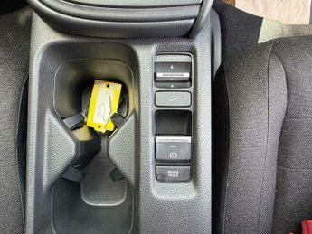 Honda HR-V 1.5 h i-MMD Elegance CVT Euro 6 (s/s) 5dr
