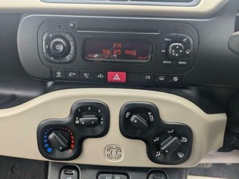 Fiat Panda 0.9 TwinAir Easy Dualogic Euro 6 (s/s) 5dr