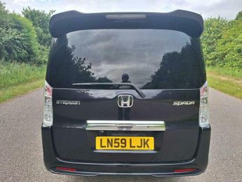 Honda Stepwagon SPADA 2.0 PETROL AUTOMATIC 8 SEATS 5DR