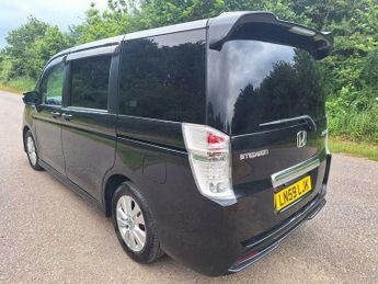 Honda Stepwagon SPADA 2.0 PETROL AUTOMATIC 8 SEATS 5DR