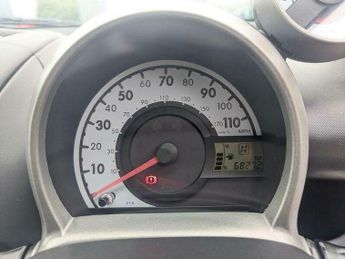 Peugeot 107 1.0 12V Urban 2 Tronic Euro 4 5dr