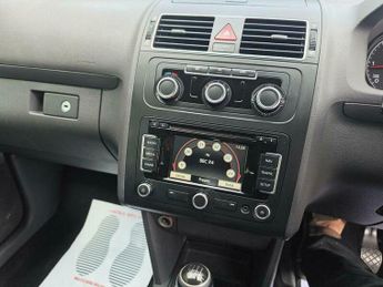 Volkswagen Touran 1.6 TDI SE Euro 5 5dr