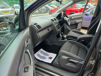 Volkswagen Touran 1.6 TDI SE Euro 5 5dr