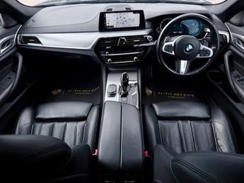 BMW 5 SERIES 530d M SPORT