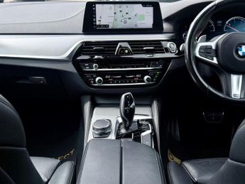 BMW 5 SERIES 530d M SPORT