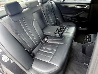 BMW 5 SERIES 530d M SPORT