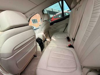 BMW X5 4.4 50i V8 SE Auto xDrive Euro 6 (s/s) 5dr
