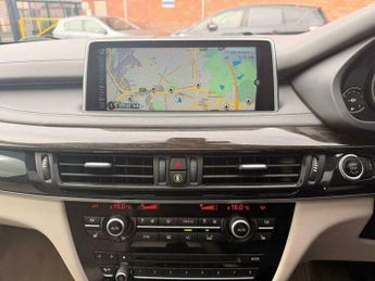 BMW X5 4.4 50i V8 SE Auto xDrive Euro 6 (s/s) 5dr