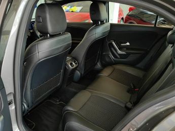 Mercedes-Benz A Class 1.5 A180d Sport (Executive) Hatchback 5dr Diesel 7G-DCT Euro 6 (