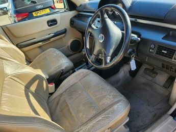 Nissan X-Trail 2.5 SVE 5dr