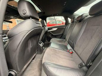 Audi A4 2.0 TDI 40 S line S Tronic quattro Euro 6 (s/s) 4dr