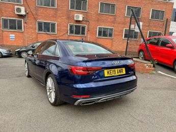 Audi A4 2.0 TDI 40 S line S Tronic quattro Euro 6 (s/s) 4dr