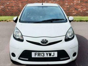 Toyota AYGO 1.0 VVT-i Euro 5 5dr