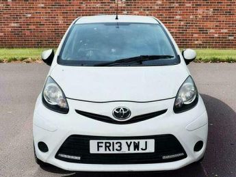 Toyota AYGO 1.0 VVT-i Euro 5 5dr