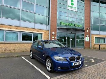 BMW 320 2.0 320d Exclusive Edition Touring Steptronic Euro 5 5dr