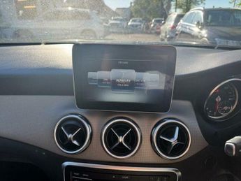 Mercedes-Benz C Class 1.6 GLA180 Urban Edition 7G-DCT Euro 6 (s/s) 5dr