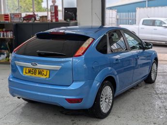 Ford Focus TITANIUM