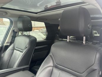 Land Rover Discovery 3.0 SD V6 Landmark Edition SUV 5dr Diesel Auto 4WD Euro 6 (s/s) 