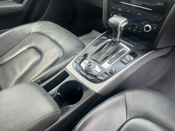 Audi A4 2.0 TDI Estate 5dr Diesel S Tronic quattro Euro 5 (s/s) (177 ps)