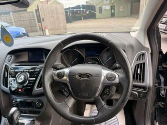 Ford Focus 1.6 Titanium Powershift Euro 5 5dr