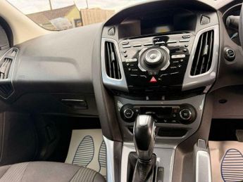 Ford Focus 1.6 Titanium Powershift Euro 5 5dr