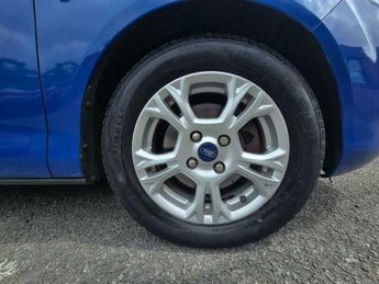 Ford B-Max 1.6 Zetec Powershift Euro 5 5dr