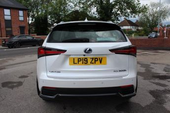 Lexus NX 2.5 300H SUV petrol hybrid E-CVT 4WD