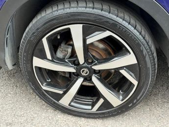 Nissan Qashqai 1.3 DIG-T N-Motion Automatic Euro 6 5dr