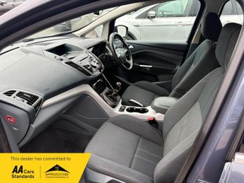 Ford C-Max TITANIUM