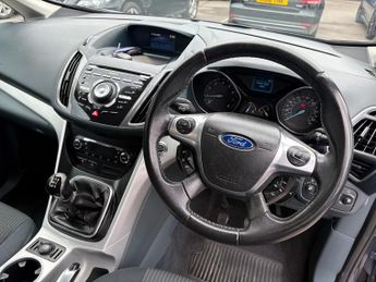 Ford C-Max TITANIUM