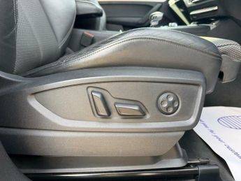 Audi Q5 2.0 TFSI S line SUV 5dr Petrol S Tronic quattro Euro 6 (s/s) (25