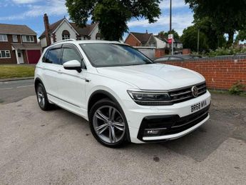 Volkswagen Tiguan 2.0 TDI R-Line SUV 5dr Diesel DSG 4Motion Euro 6 (s/s) (150 ps)