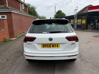 Volkswagen Tiguan 2.0 TDI R-Line SUV 5dr Diesel DSG 4Motion Euro 6 (s/s) (150 ps)