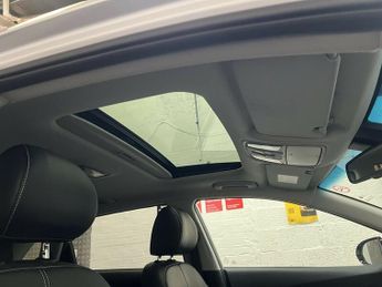 Kia Niro 4 PLUS