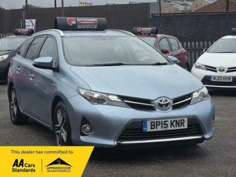 Toyota Auris 1.8 VVT-h Icon+ Touring Sports CVT Euro 5 (s/s) 5dr