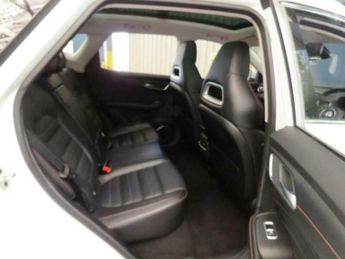 MG MG HS 1.5 T-GDI 16.6kWh Exclusive Auto Euro 6 (s/s) 5dr
