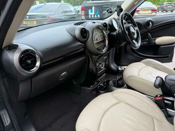 MINI Countryman 1.6 Cooper Euro 5 (s/s) 5dr