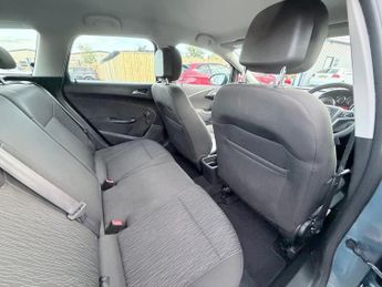 Vauxhall Astra DESIGN Auto PERTOL 91K MILES