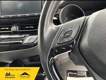 Toyota C-HR 1.8 HYBRID TOYOTA C-HR EXCEL TOP SPEC TRIM ( AUTOMATIC )