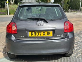 Toyota Auris TR VVT-I MMT