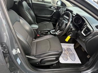 Kia Ceed CRDI 3 ISG 19 PLATE 88000 MILES AUTO ESTATE DIESEL